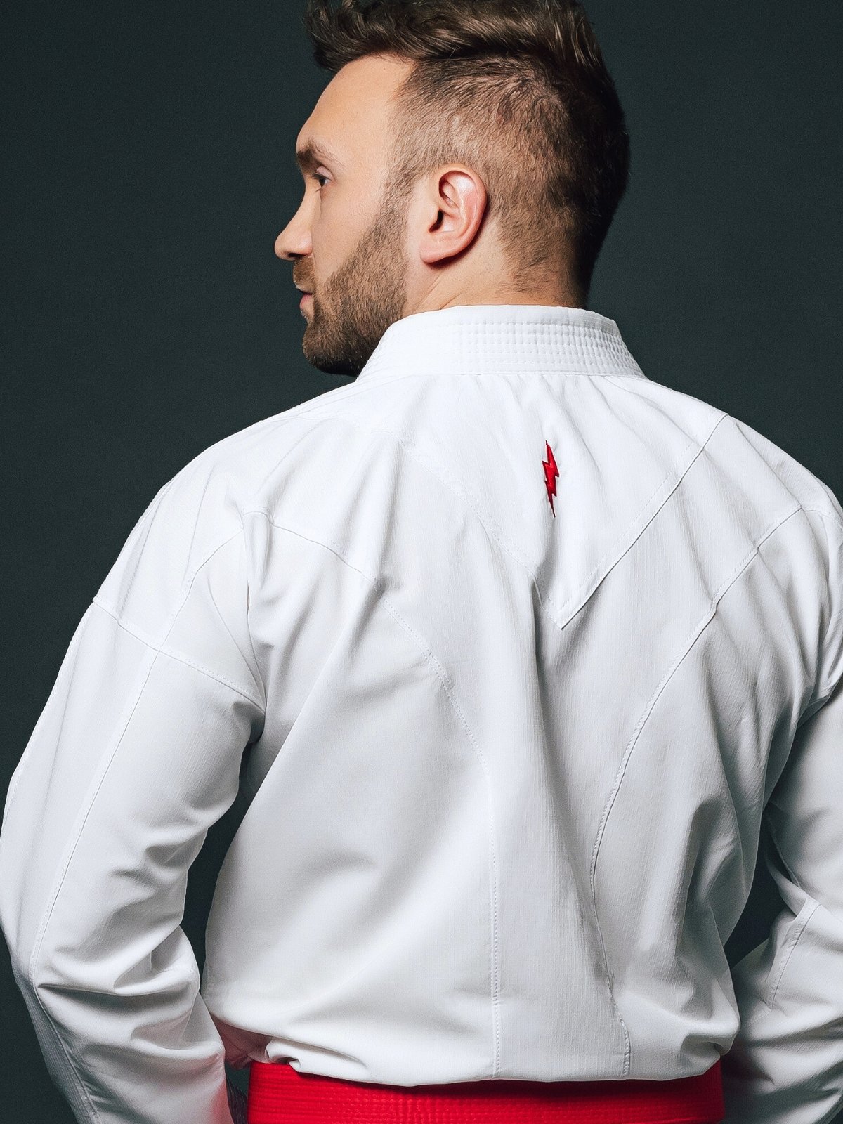 Kit Dois Kimonos Adulto Force Kumite Azul e Vermelho Aprovado CBK