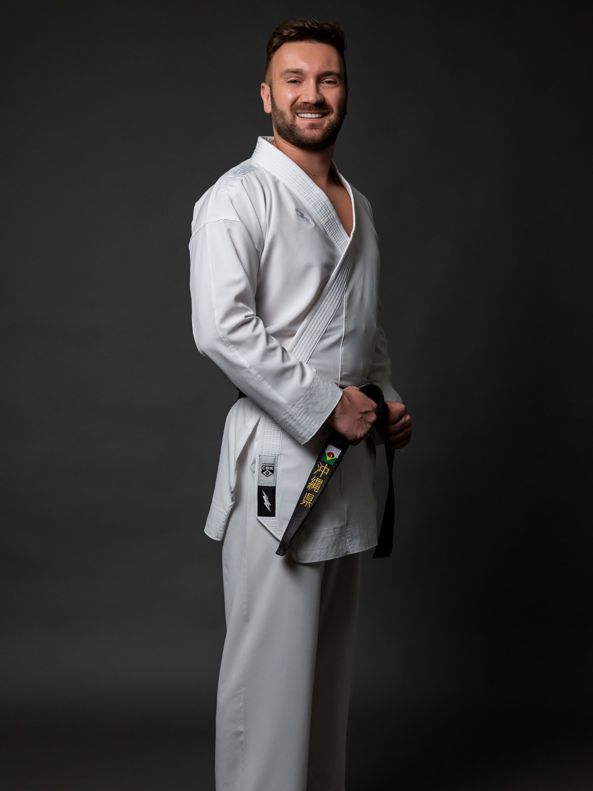 Kit Dois Kimonos Force Kata e Kumite Branco Aprovado CBK