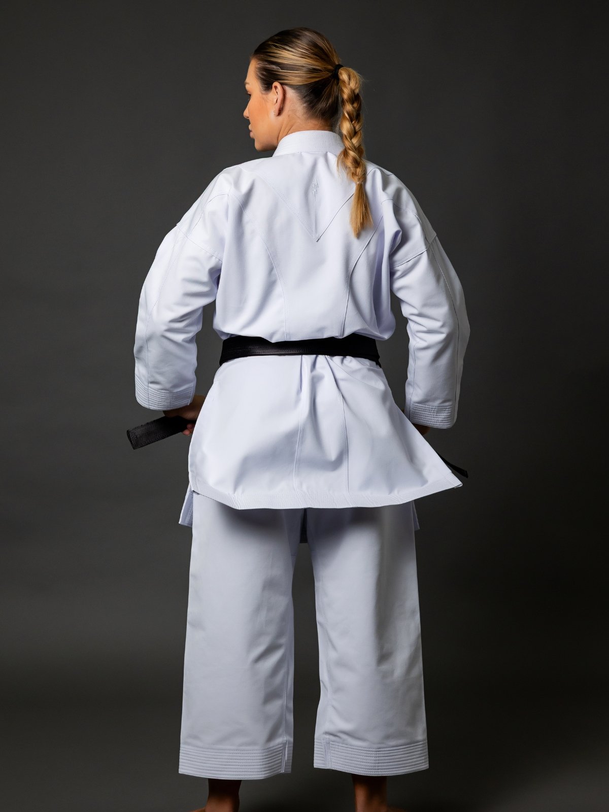 Kit Dois Kimonos Force Kata e Kumite Branco Aprovado CBK