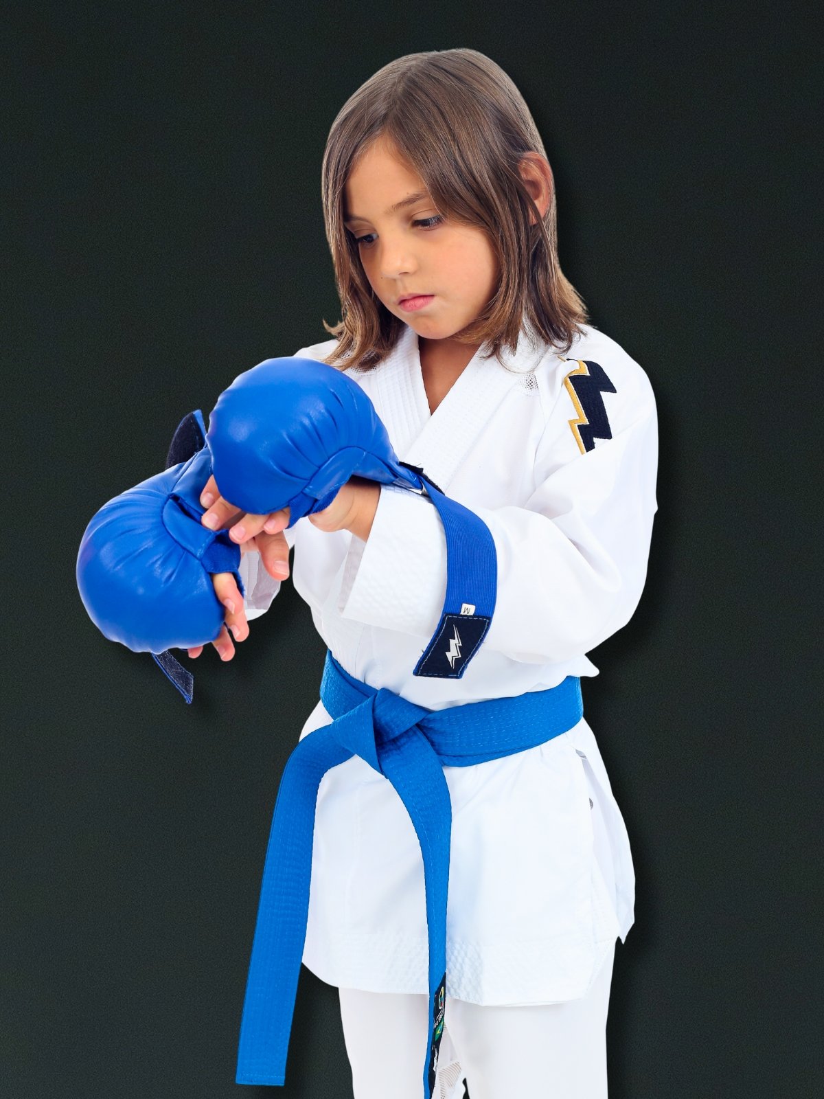 Kit Dois Kimonos Infantis Zanshin Gold Line Kata e Kumite com CBK
